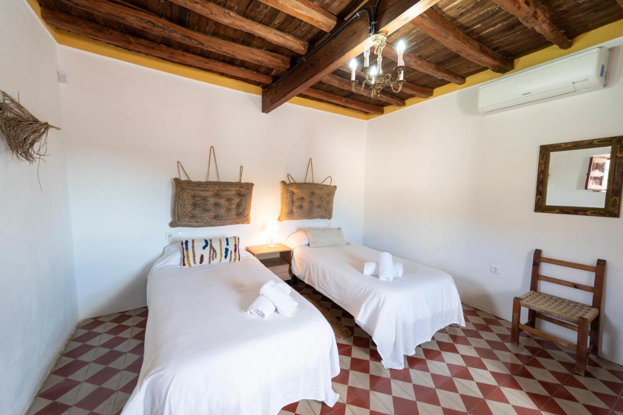 Villa Es Cubells Country & Sea Bagian luar foto