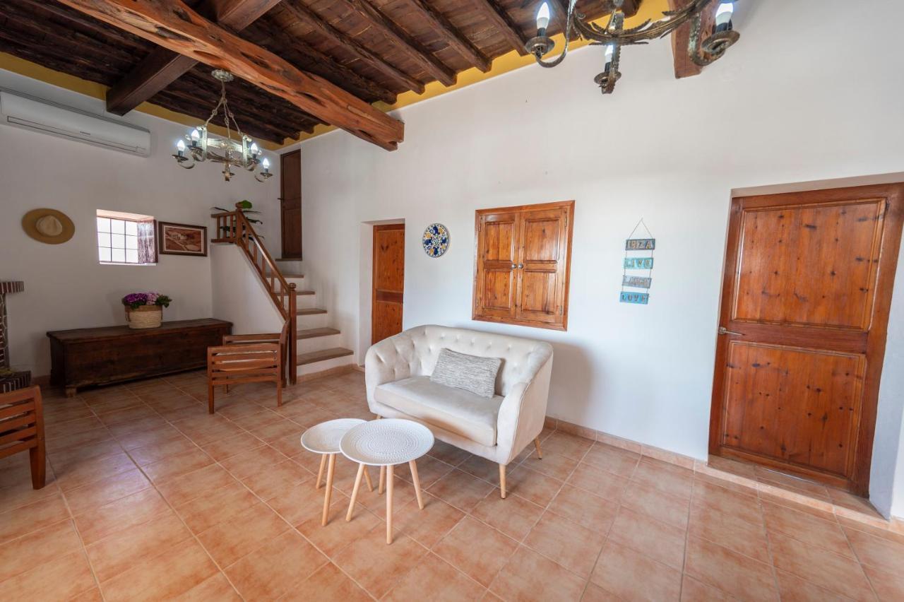 Villa Es Cubells Country & Sea Bagian luar foto