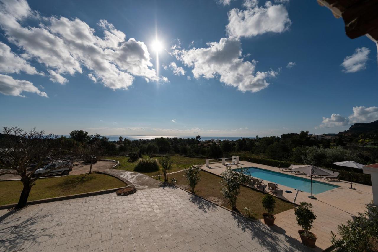 Villa Es Cubells Country & Sea Bagian luar foto