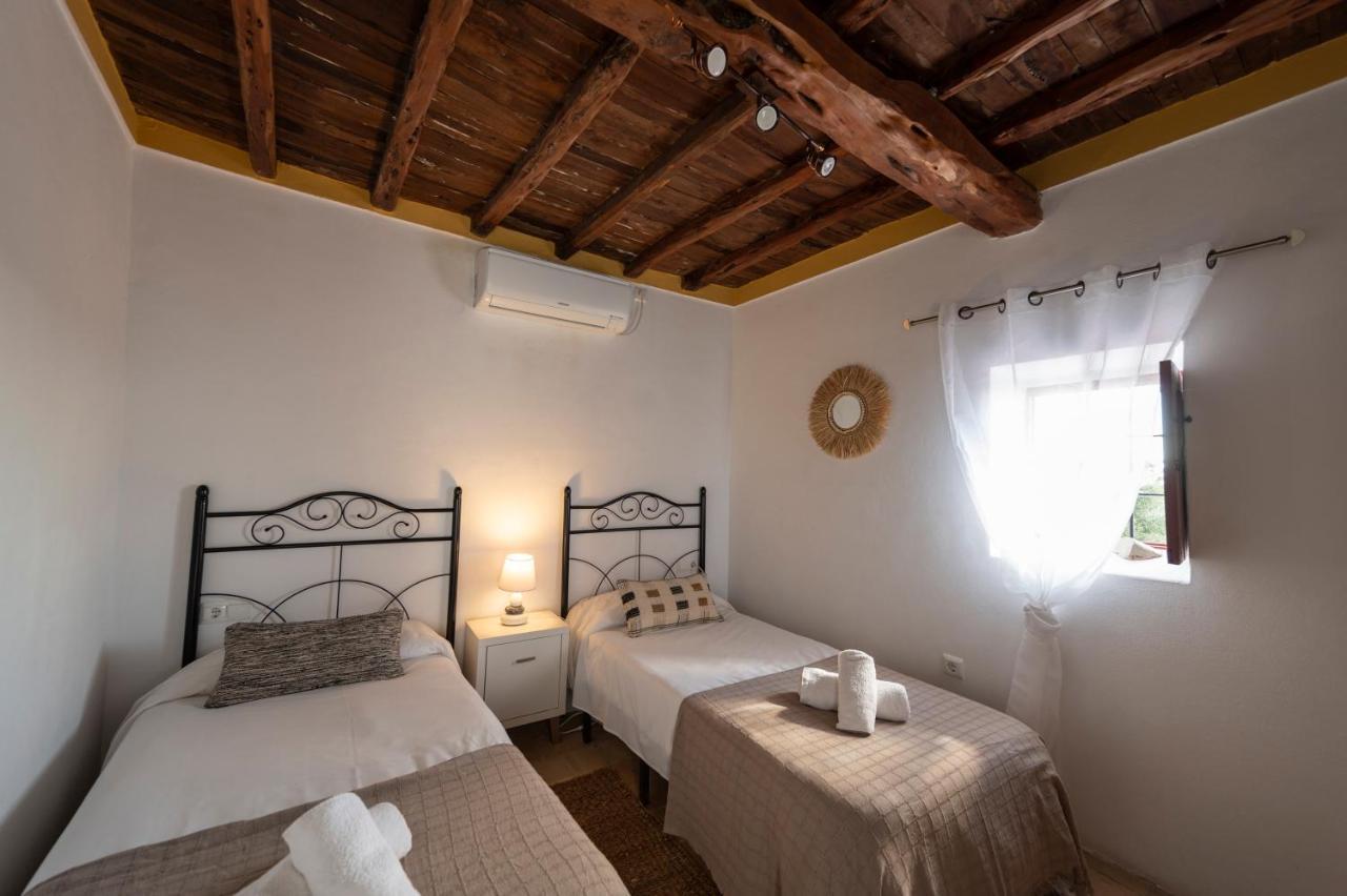 Villa Es Cubells Country & Sea Bagian luar foto