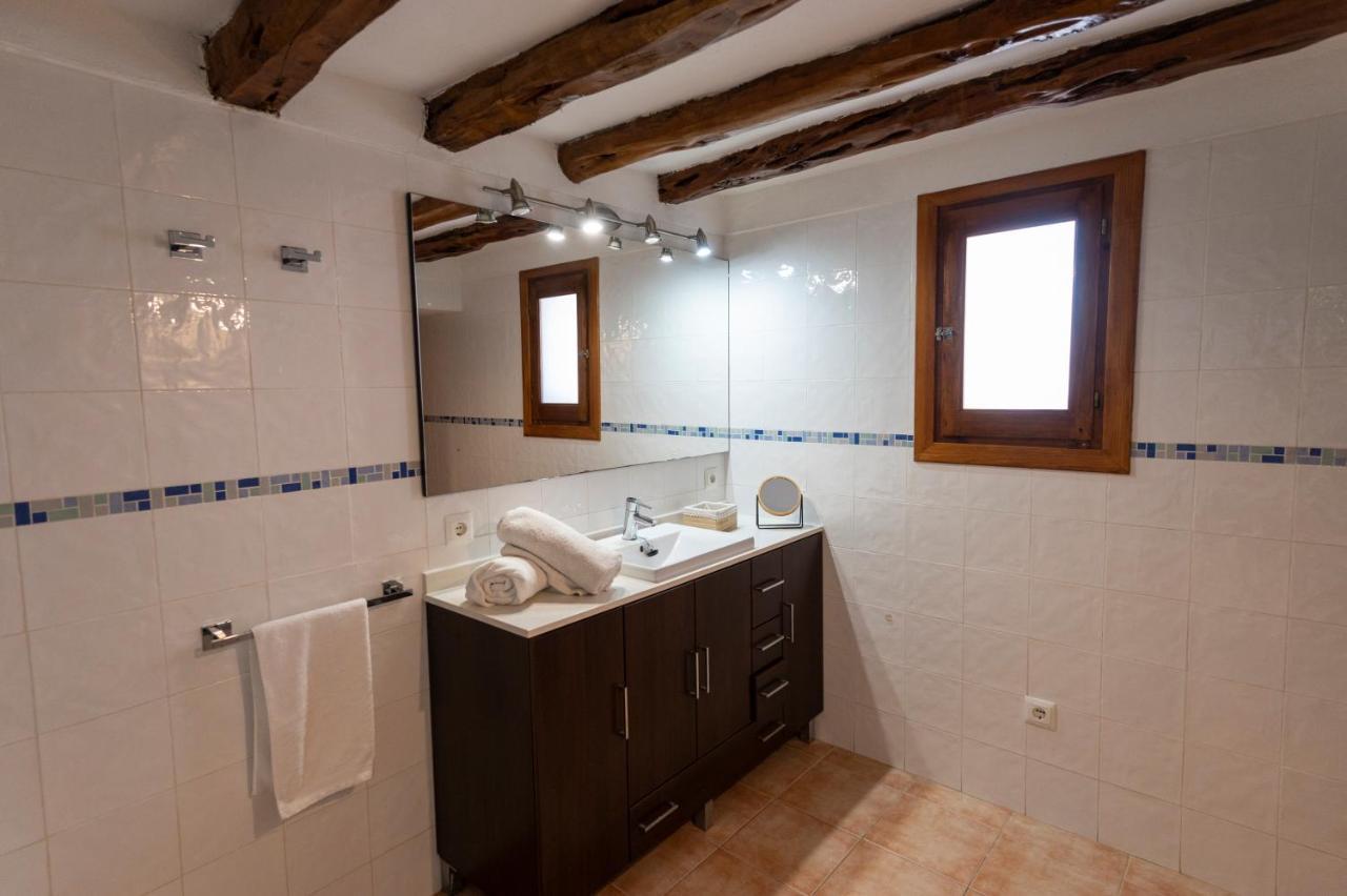 Villa Es Cubells Country & Sea Bagian luar foto